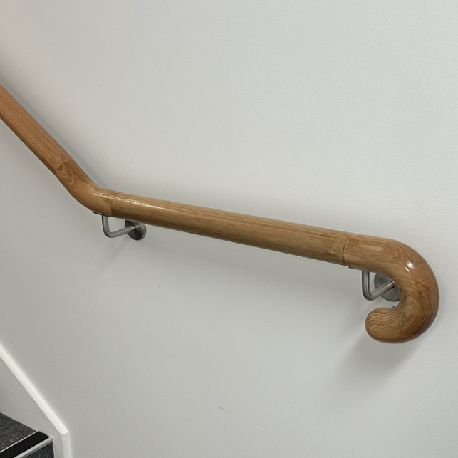 What Handrail Brackets Suit My Handrail?