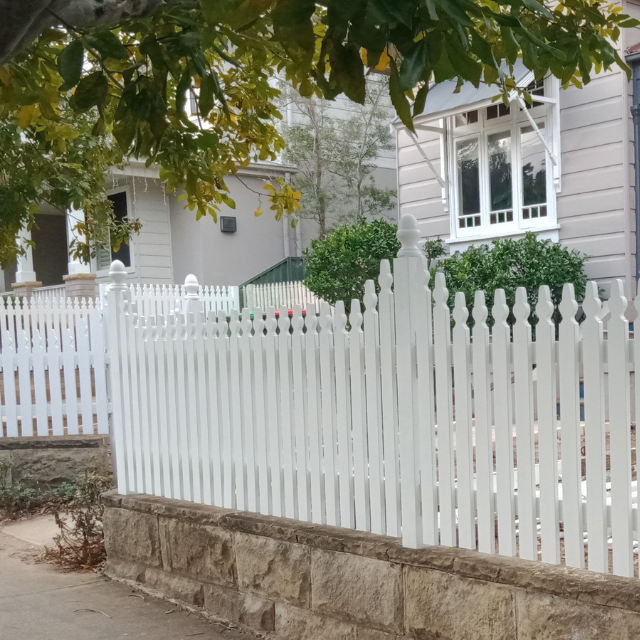 Acorn Fence Post Capitals 93 diameter