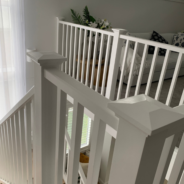 Budget Tops for 90sq Stair Posts (Pine)