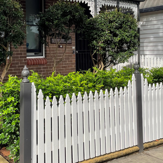 Windsor Fence Post Capitals 93 diameter