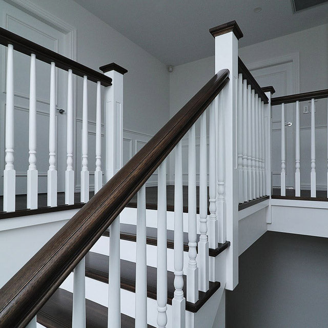 Hamptons Wood White Staircase