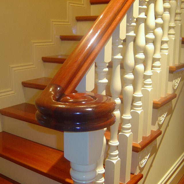 Heritage Handrail - Right Volute (American Oak)